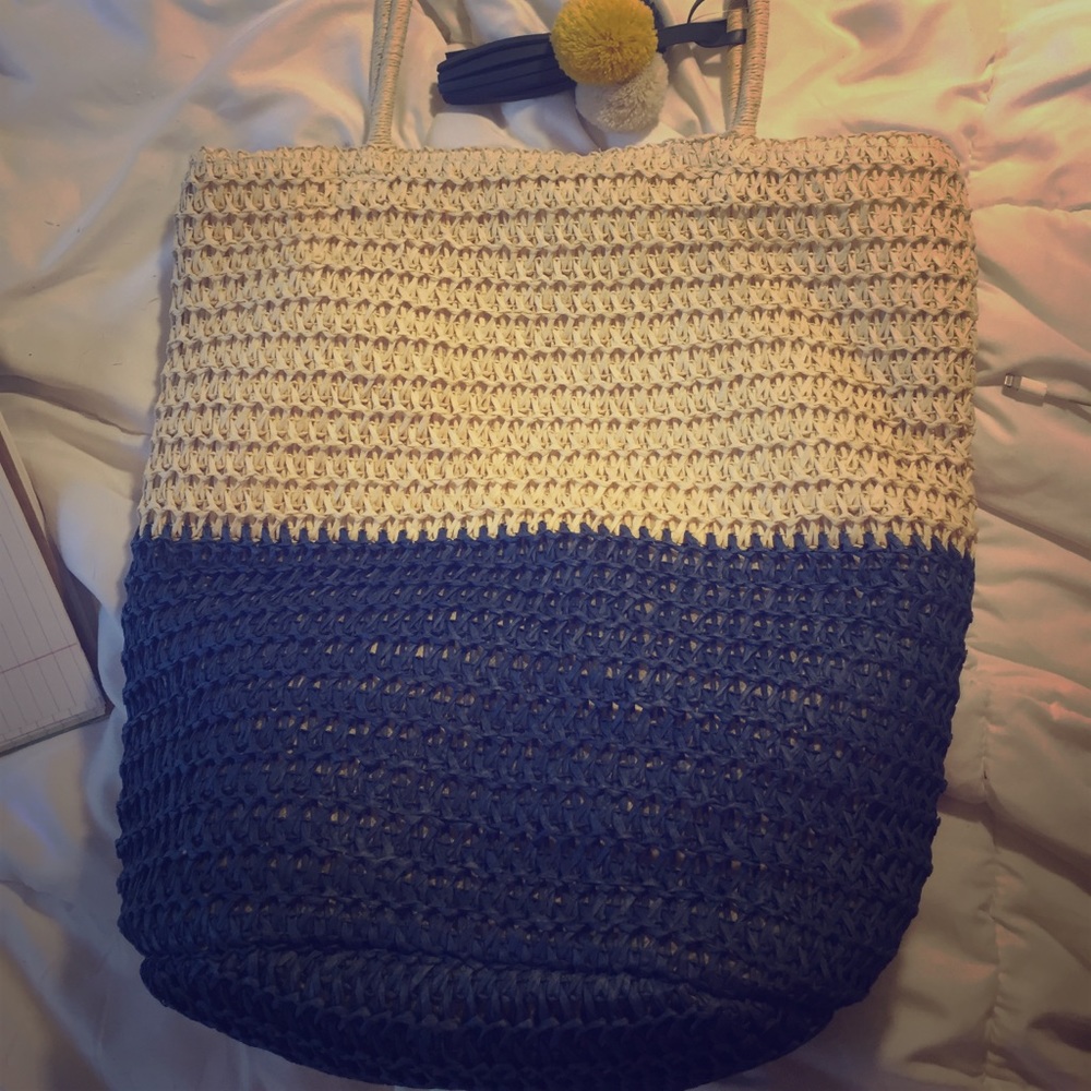 Large woven tote